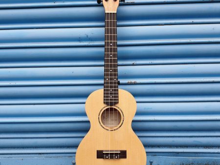 Barnes & Mullins Solid Spruce Top Concert Ukulele on Sale