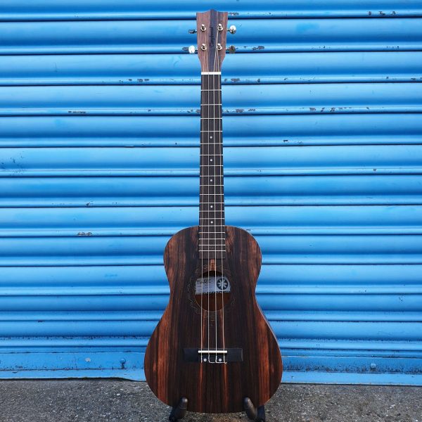 Tanglewood TWT-20 Tiare Baritone Ukulele Inc. Padded Gig Bag Hot on Sale