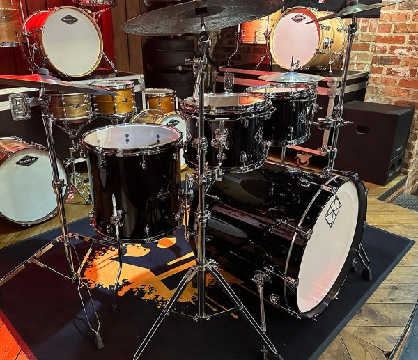 Dixon Cornerstone Hybrid 4-piece Shell Pack in Piano Black on Sale